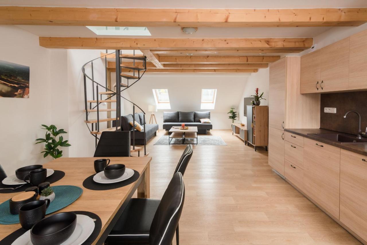 Ayni Apartman Semily Esterno foto